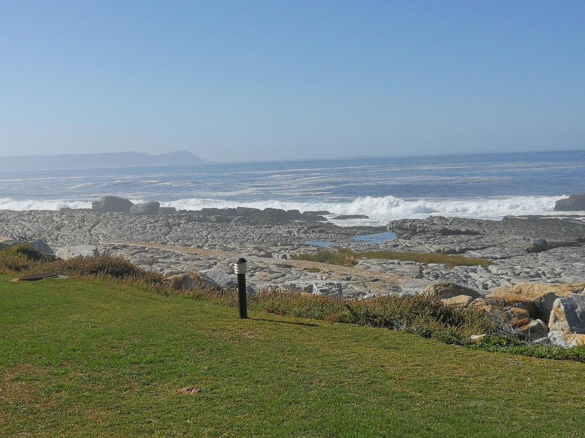 House 10-On-Sea Villa Hermanus Eksteriør billede